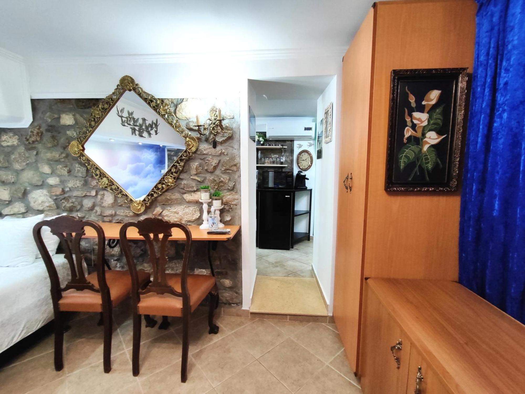Naupactus Unique Harbor Apartment In A Stone House! Nafpaktos Exterior foto