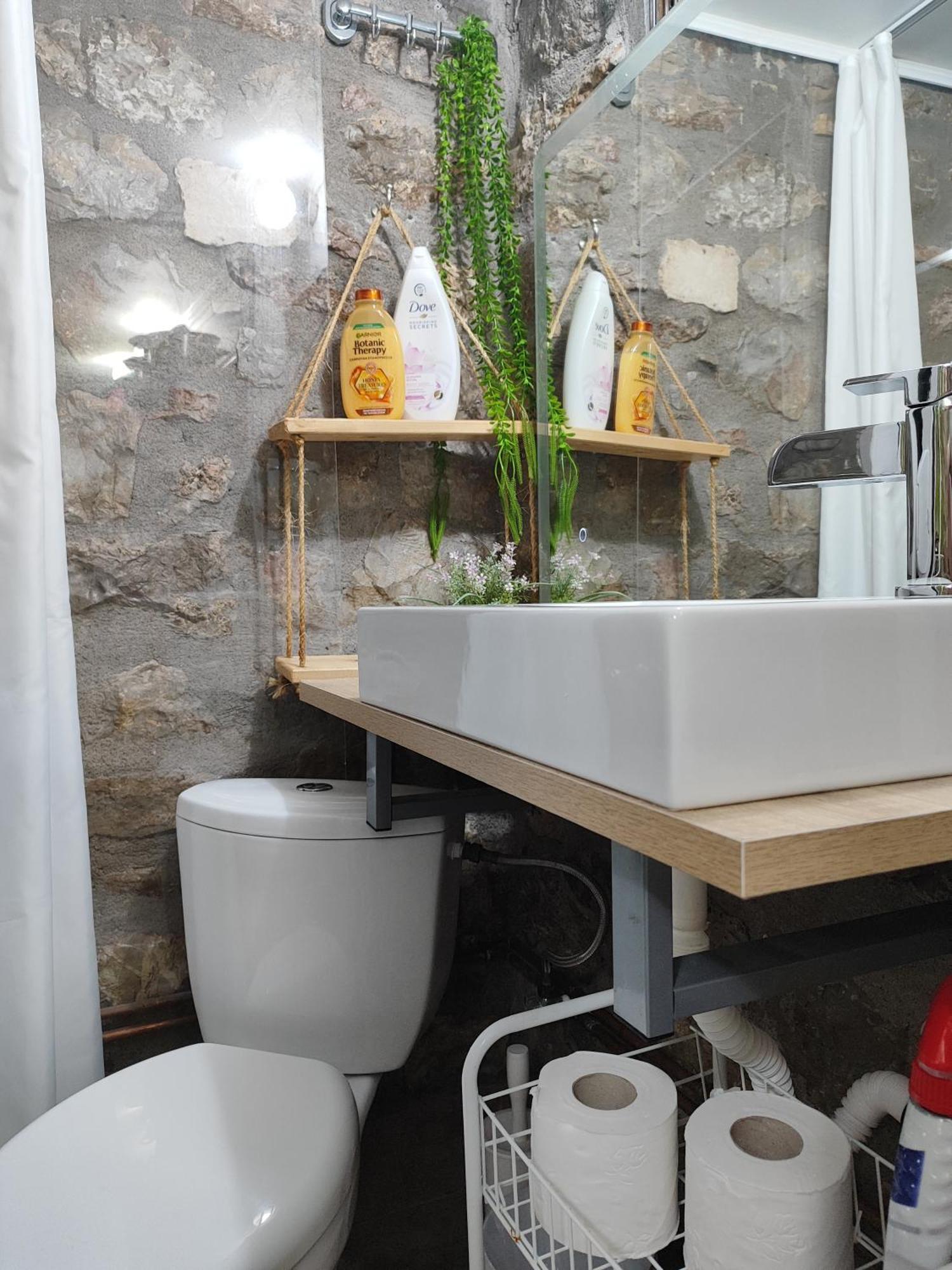 Naupactus Unique Harbor Apartment In A Stone House! Nafpaktos Exterior foto